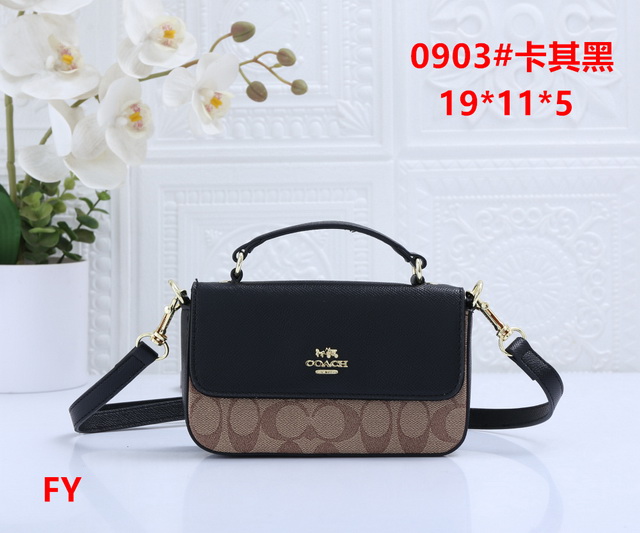 C0ACH Handbags 071